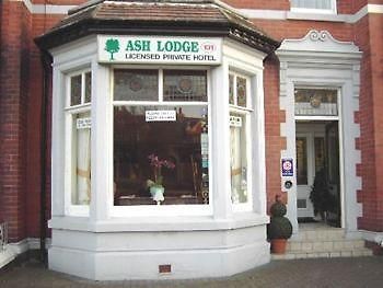 Ash Lodge - Guest House ブラックプール エクステリア 写真