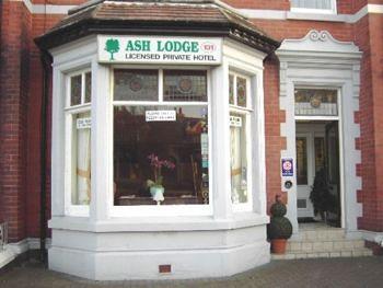 Ash Lodge - Guest House ブラックプール エクステリア 写真
